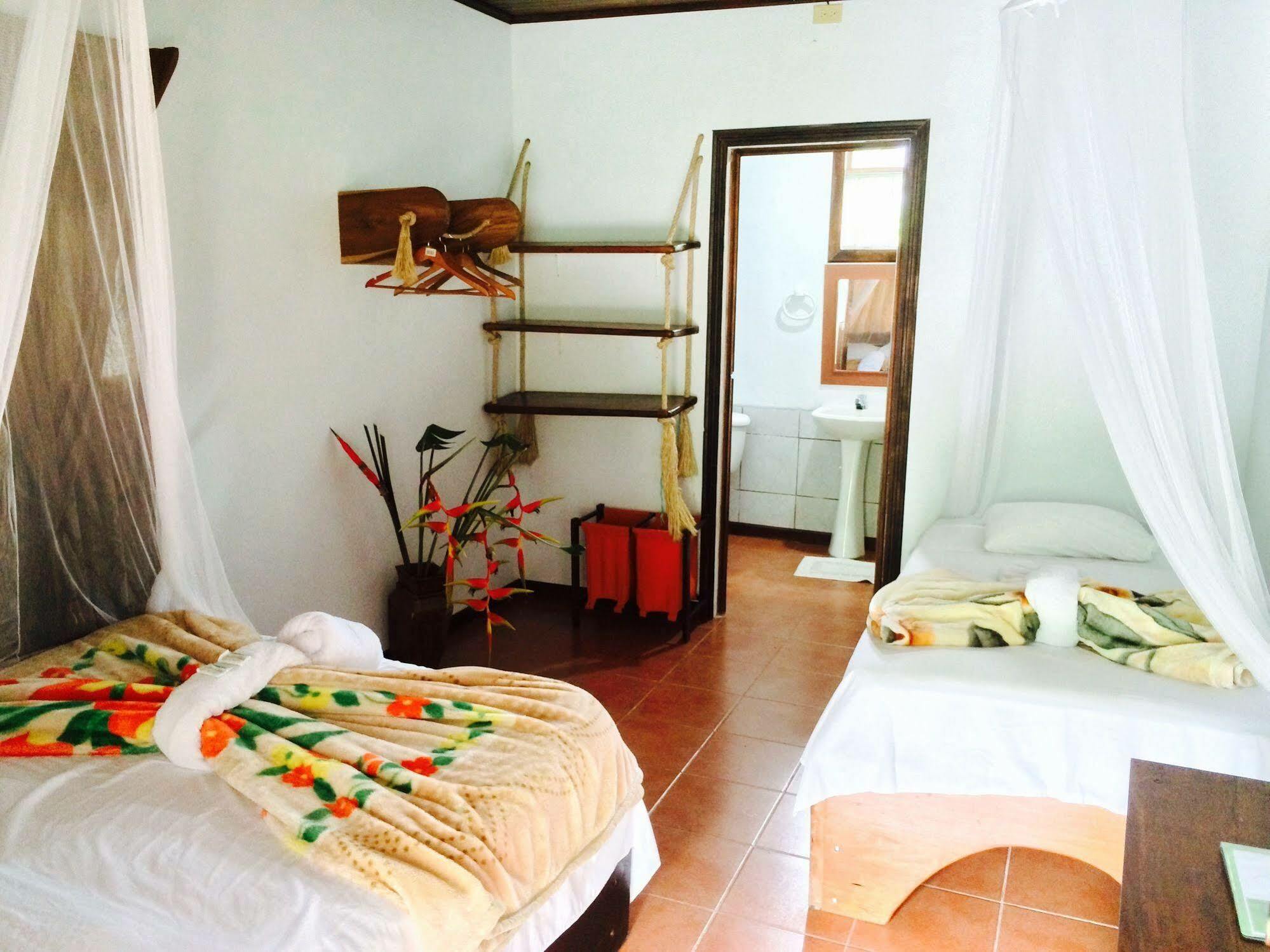 ביחגואה Hotel Catarata Rio Celeste מראה חיצוני תמונה